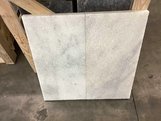 Natuursteen marmer wit mat 30x60x3 cm tegel 71,28 m² - afbeelding 9 van  15
