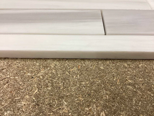 Natuursteen marmer wit mozaïektegel 28x43,5 cm 21 stuks - afbeelding 7 van  8