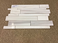 Natuursteen marmer wit mozaïektegel 28x43,5 cm 21 stuks - afbeelding 1 van  8