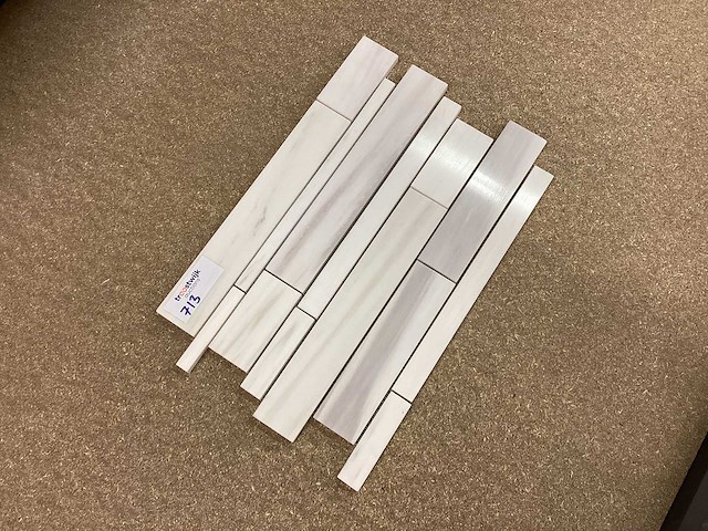 Natuursteen marmer wit mozaïektegel 28x43,5 cm 21 stuks - afbeelding 4 van  8