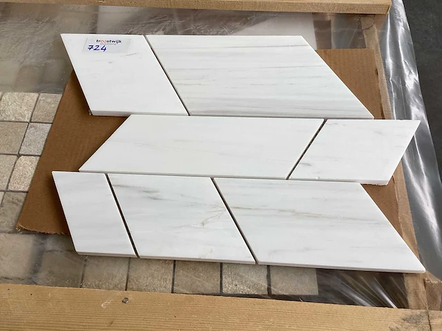 Natuursteen marmer wit mozaïektegel 52x35 cm 135 stuks - afbeelding 4 van  7