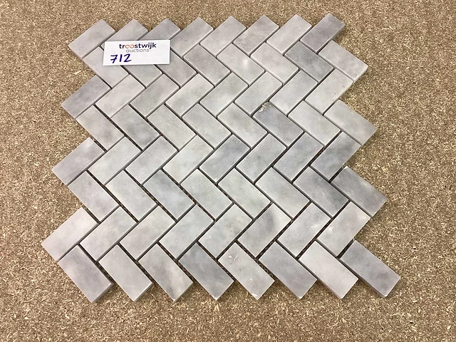 Natuursteen marmer wit/grijs visgraat mozaïektegel 31.5x30 cm 20 stuks - afbeelding 1 van  7