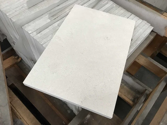 Natuursteen mirabelle verzoet ca 146,2 m2 - afbeelding 7 van  7