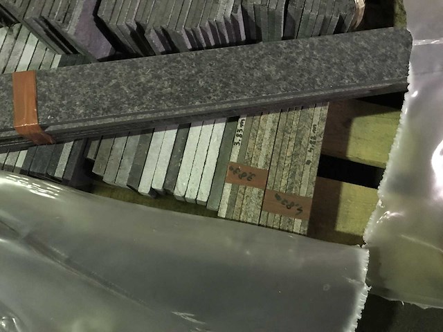 Natuursteen plinten diverse - afbeelding 4 van  6