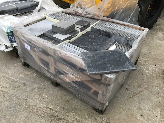 Natuursteen tegels 15,5m2 - afbeelding 6 van  6