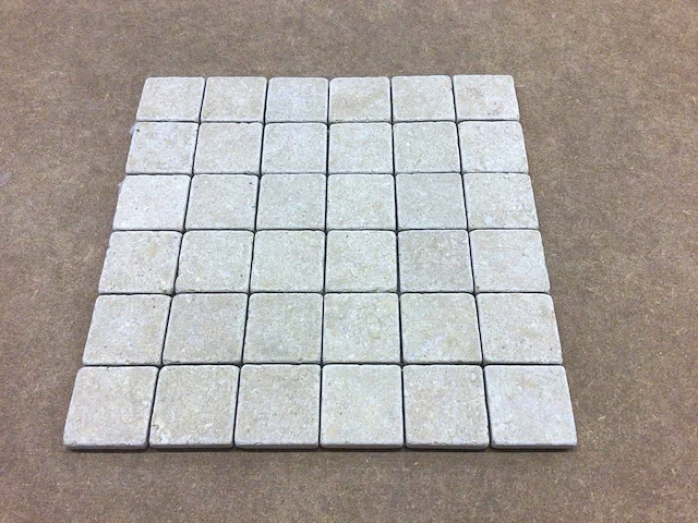 Natuursteen travertin beige mozaïektegel 30,5x30,5 cm 4,65 m² - afbeelding 2 van  3
