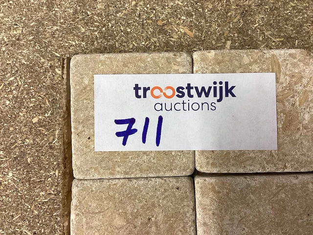 Natuursteen travertin noce 5x5 cm mozaïektegel 30x30 cm 51 stuks - afbeelding 5 van  7
