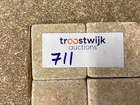 Natuursteen travertin noce 5x5 cm mozaïektegel 30x30 cm 51 stuks - afbeelding 5 van  7