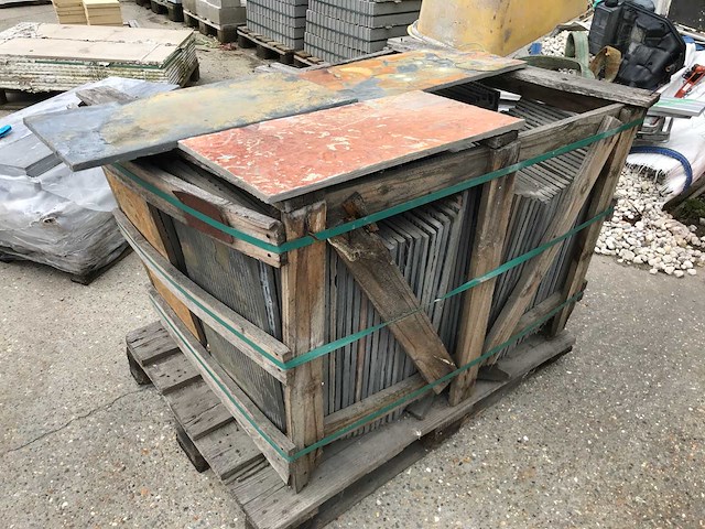 Natuursteen tuintegel ca. 24,12m2 - afbeelding 2 van  3