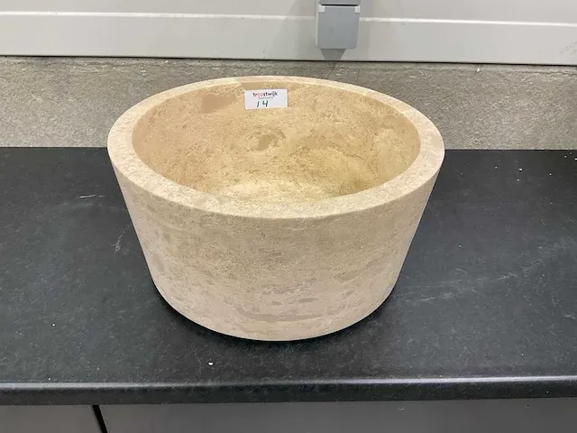 Natuursteen waskom - afbeelding 1 van  4