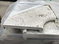 Natuursteen zwembadboordsteen hoeken 66 stuks - afbeelding 2 van  4