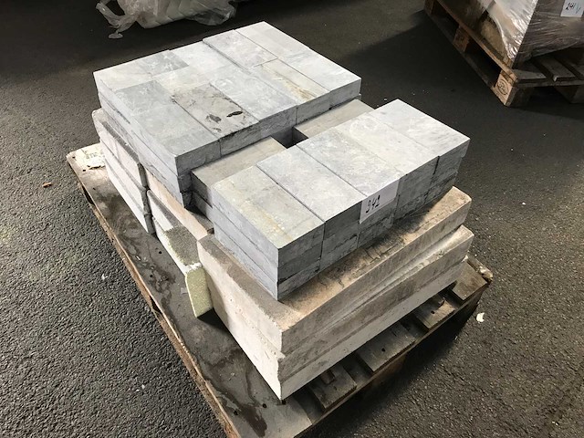 Natuursteen - afbeelding 1 van  3