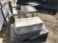 Natuursteentegels circa 11 m² - afbeelding 1 van  2