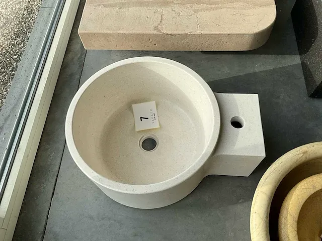 Natuurstenen waskom - afbeelding 1 van  3