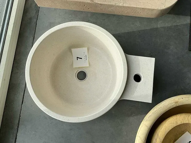 Natuurstenen waskom - afbeelding 2 van  3