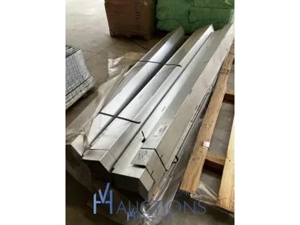 Naveiling wegens gerechtelijk beheer van meeuwen bouwmaterialen - diverse bouwmaterialen en inrichting te meerhout