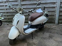 Nc scooter - afbeelding 1 van  6