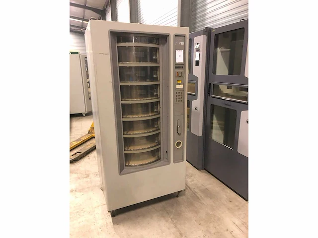Necta - brood - vending machine - afbeelding 2 van  4