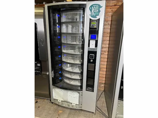 Necta - festival - vending machine - afbeelding 3 van  4