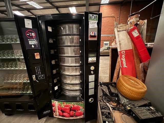 Necta - starfood - verkoopautomaat - afbeelding 1 van  4
