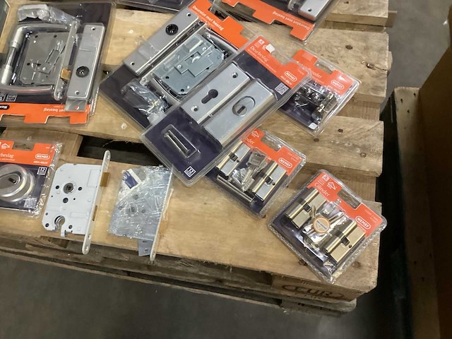 Nemef mix kavel diverse sloten en cilinders - afbeelding 4 van  8