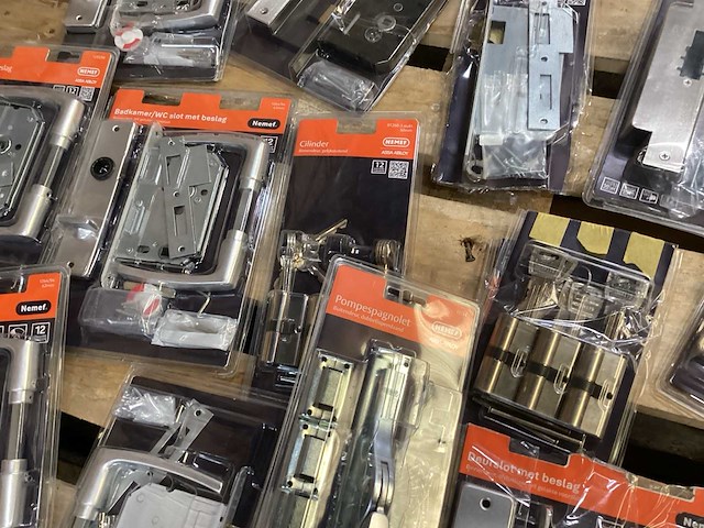 Nemef mix kavel diverse sloten en cilinders - afbeelding 6 van  6