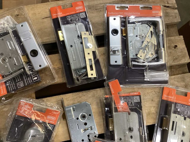 Nemef mix kavel diverse sloten en cilinders - afbeelding 3 van  5