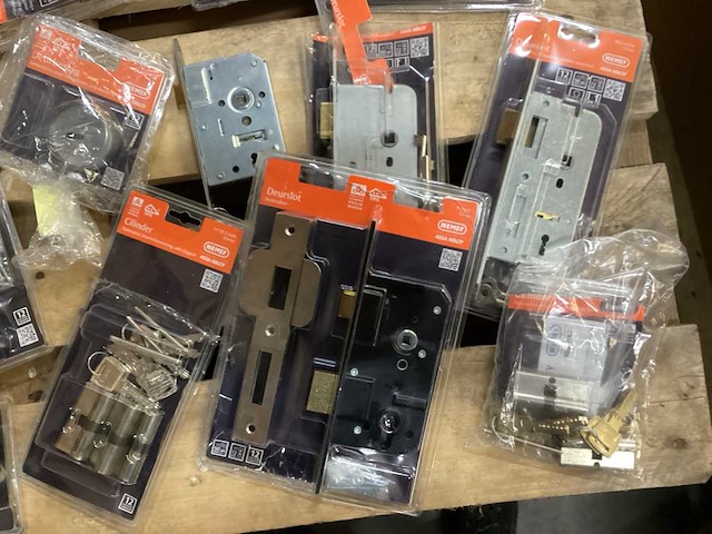 Nemef mix kavel diverse sloten en cilinders - afbeelding 4 van  5