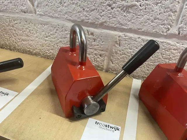 Neolift hijsmagneet capaciteit 250kg - afbeelding 2 van  3