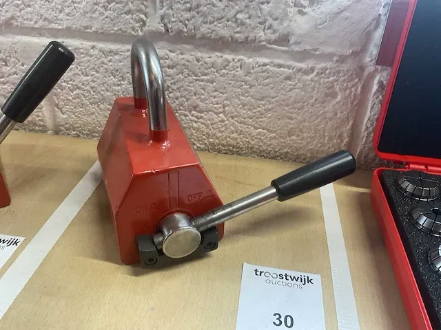 Neolift hijsmagneet capaciteit 250kg - afbeelding 2 van  3