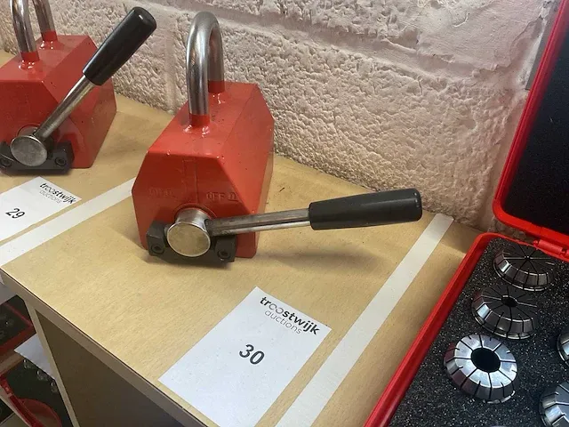 Neolift hijsmagneet capaciteit 250kg - afbeelding 3 van  3
