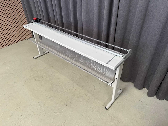 Neolt trim 200 - grootformaat snijtafel - afbeelding 2 van  5