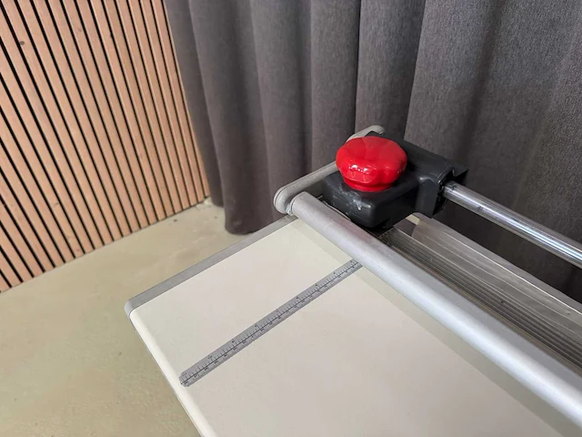 Neolt trim 200 - grootformaat snijtafel - afbeelding 4 van  5