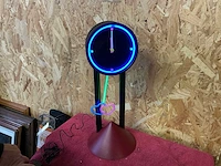 Neon pendule klok - afbeelding 1 van  1