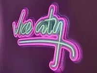 Neon vice stad - afbeelding 2 van  7