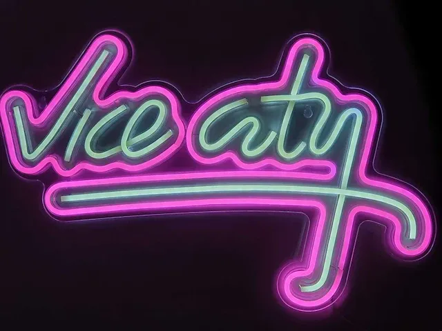 Neon vice stad - afbeelding 7 van  7