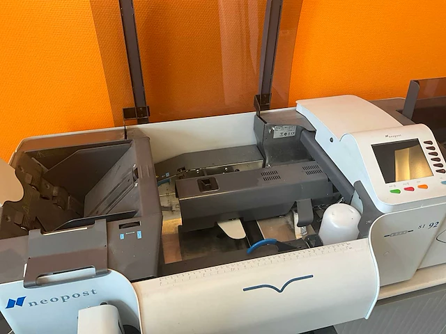 Neopost si92 couverteermachine - postverwerking - afbeelding 8 van  9