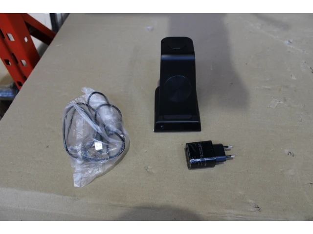 Neotrixqi draadloze oplader met digitale klok - afbeelding 1 van  2