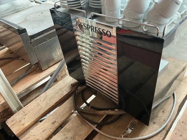 Nespresso koffiemachine met pads - afbeelding 2 van  12