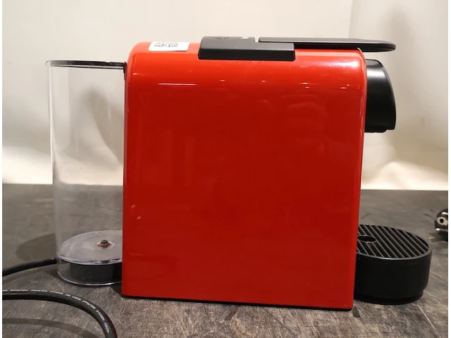 Nespresso magimix en waterkoker - afbeelding 3 van  7