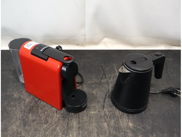 Nespresso magimix en waterkoker - afbeelding 2 van  7
