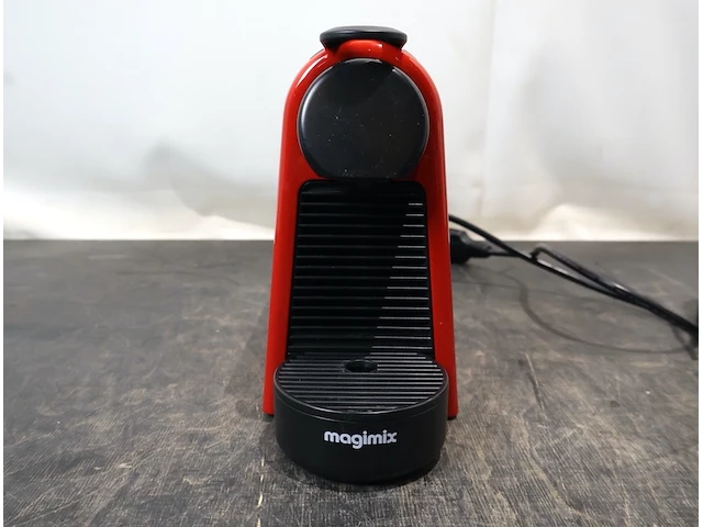 Nespresso magimix en waterkoker - afbeelding 3 van  7