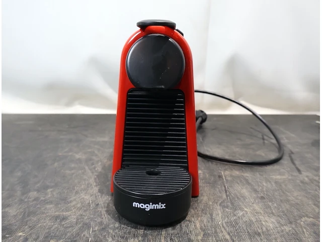 Nespresso magimix en waterkoker - afbeelding 3 van  6