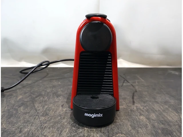 Nespresso magimix en waterkoker - afbeelding 3 van  7