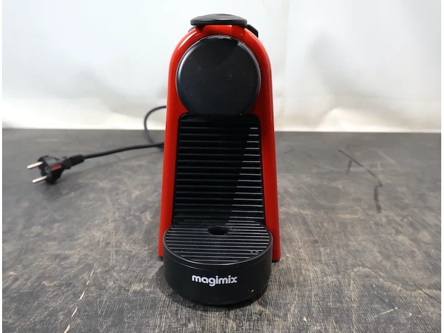 Nespresso magimix en waterkoker - afbeelding 3 van  7