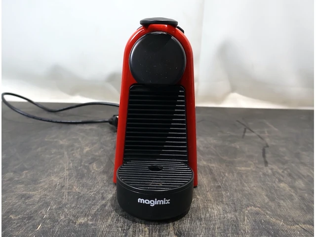 Nespresso magimix en waterkoker - afbeelding 3 van  7