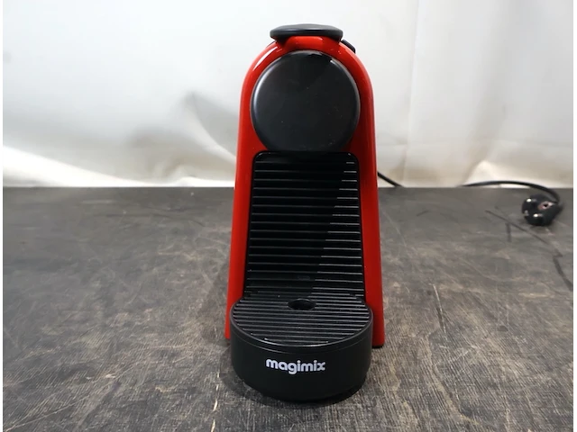Nespresso magimix en waterkoker - afbeelding 3 van  7