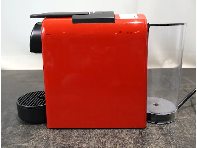 Nespresso magimix en waterkoker - afbeelding 4 van  7