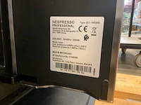 Nespresso momento 200 espressomachine - afbeelding 6 van  9