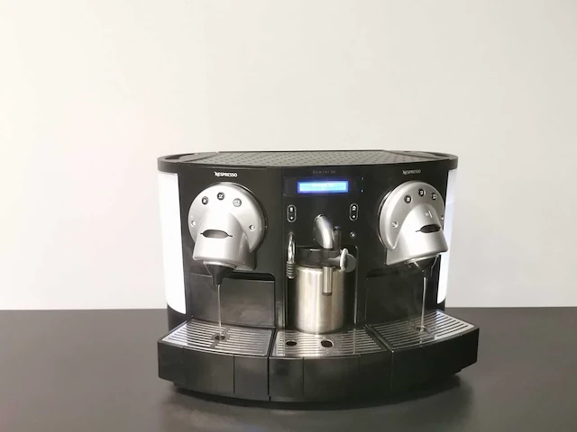 Nespresso professional - gemini cs223 - koffiezetapparaat - afbeelding 1 van  5